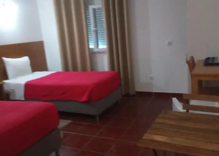 Retiro Dos Batudes 3* Palmela